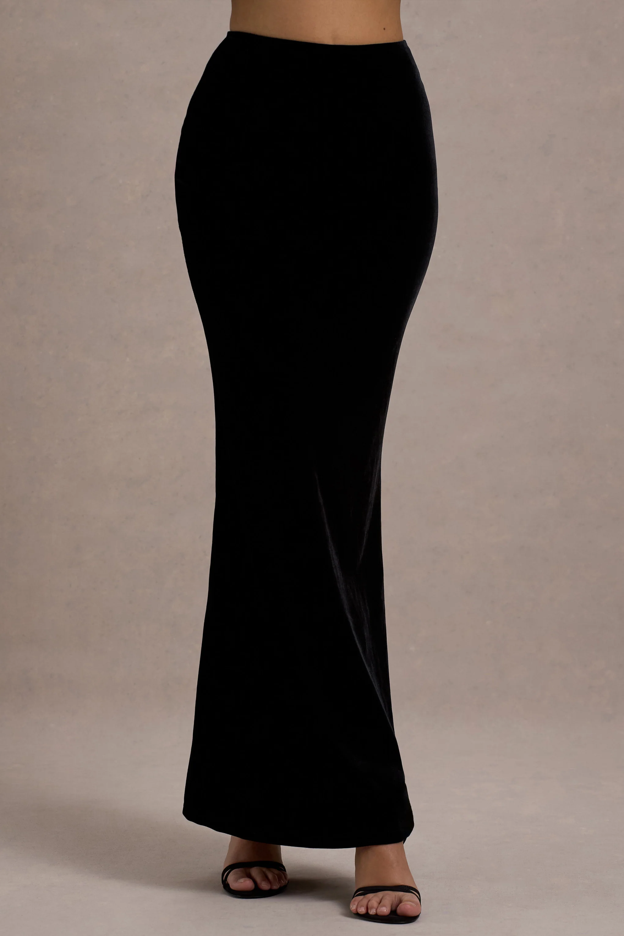 Alize | Black Velvet Split Maxi Skirt - Image 3