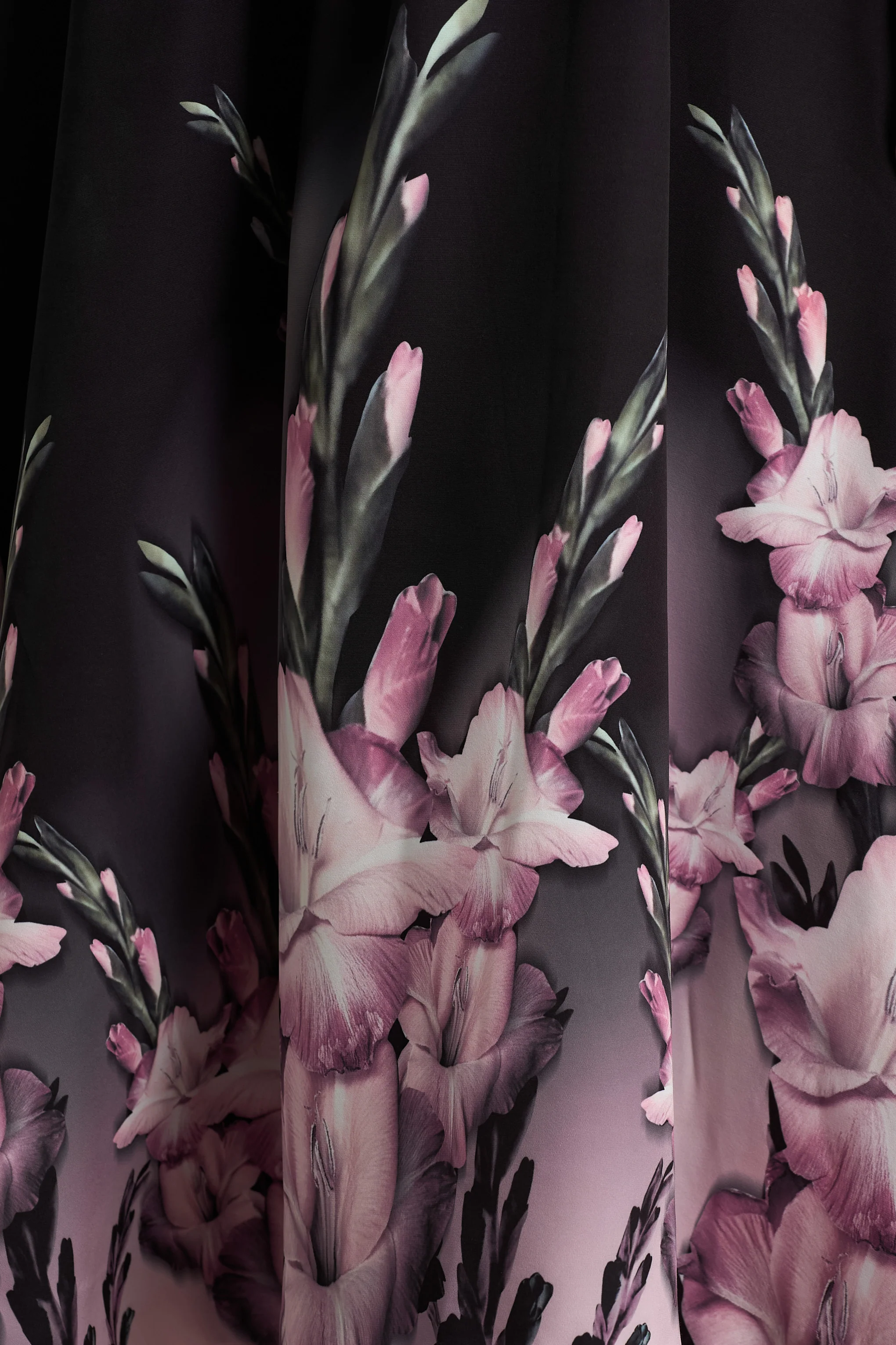 Annalise | Pink Border Print Bandeau Midi Dress - Image 6