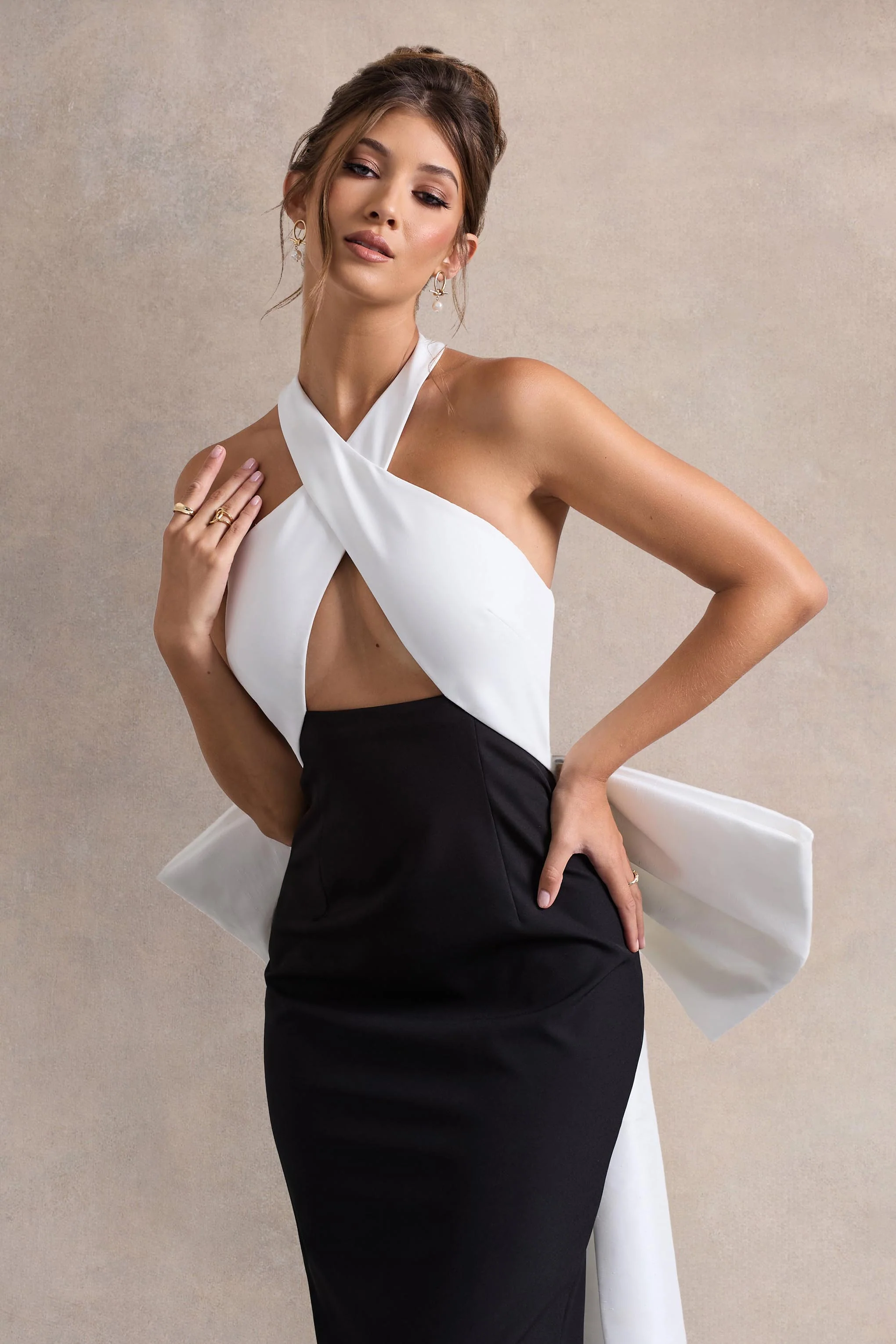 Blanca | Black & White Halter-Neck Cut-Out Midi Dress With Oversized Bow - Image 4