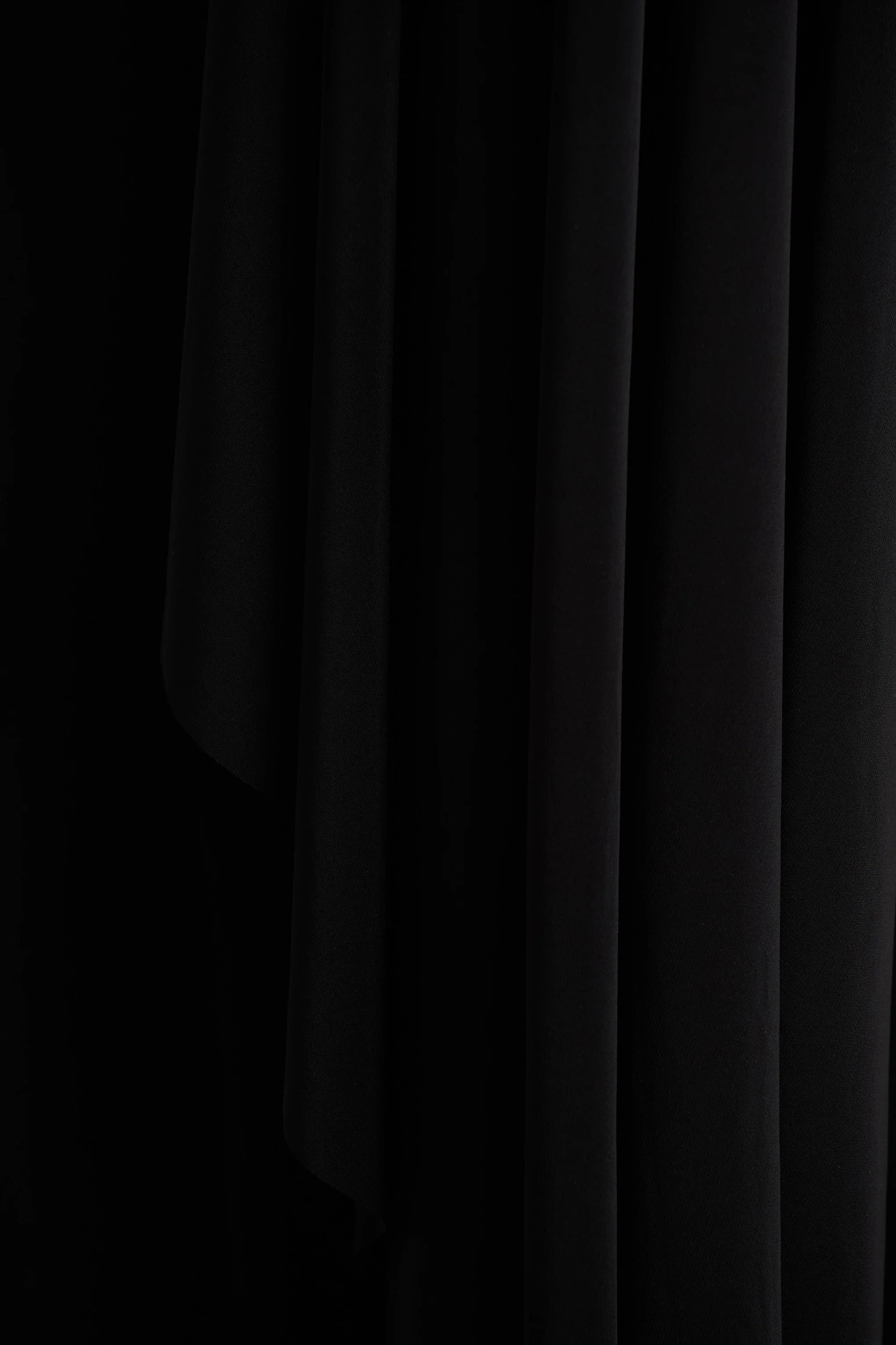 Briony | Black Crew-Neck Maxi Dress With Cape Sleeves - Image 6