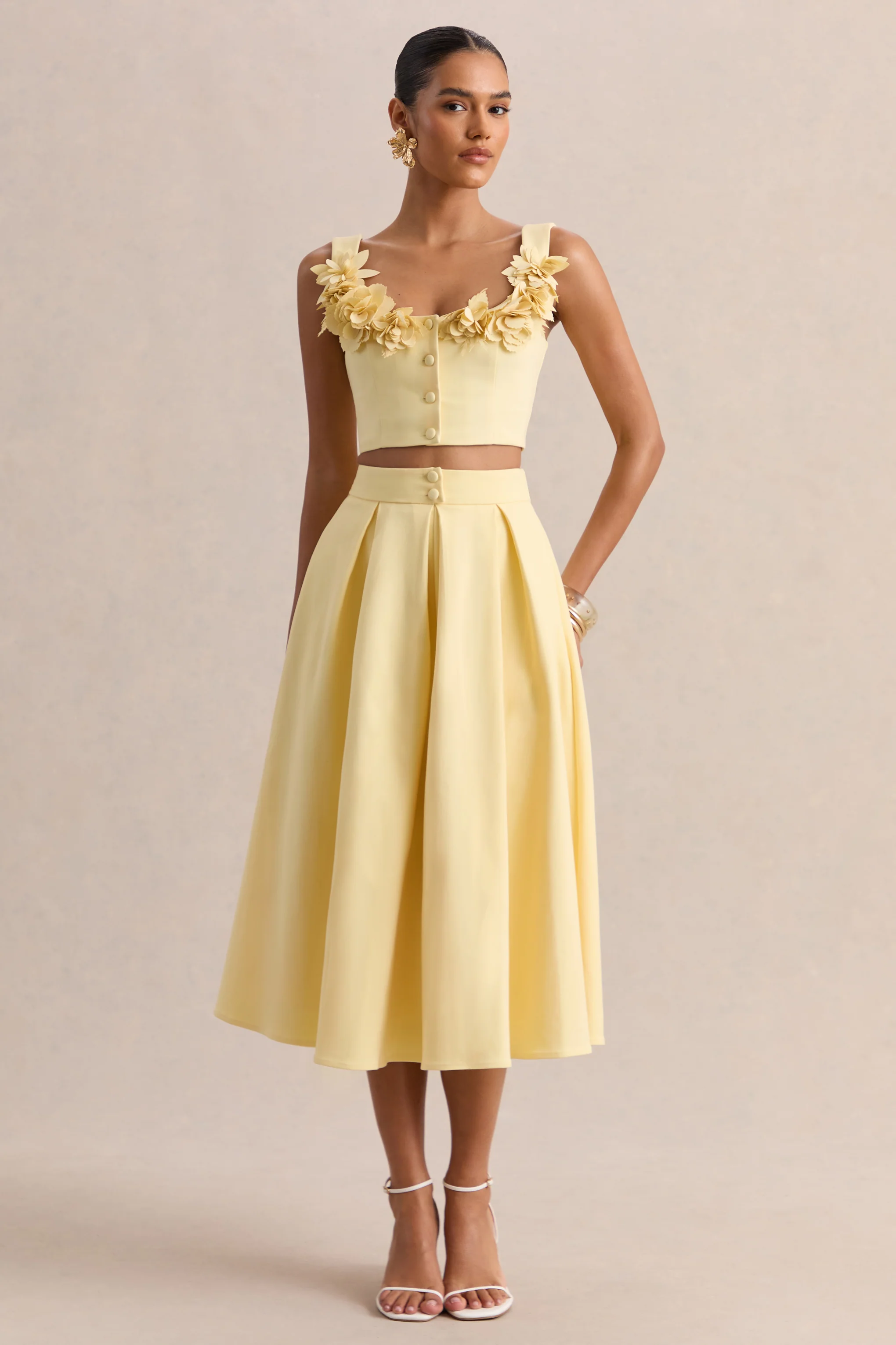 Caprielle | Lemon Scoop-Neck Crop-Top With Corsage Detailing - Image 2