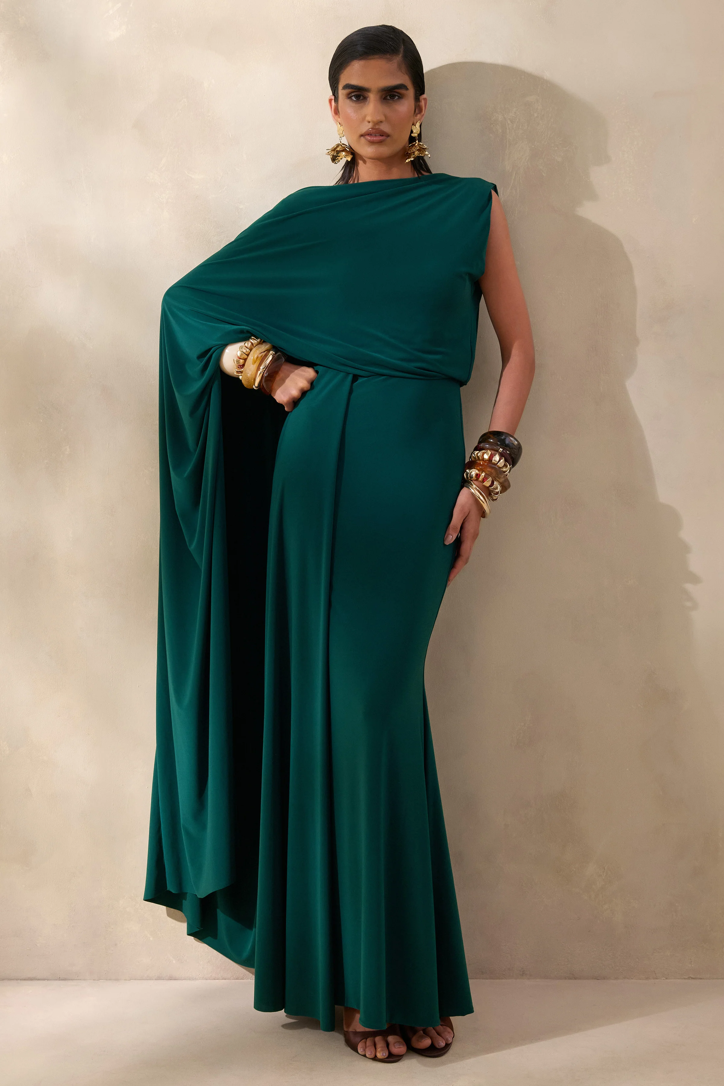 Carenza | Dark Green Wide-Neck Maxi Dress With Cape-Sleeve - Image 4