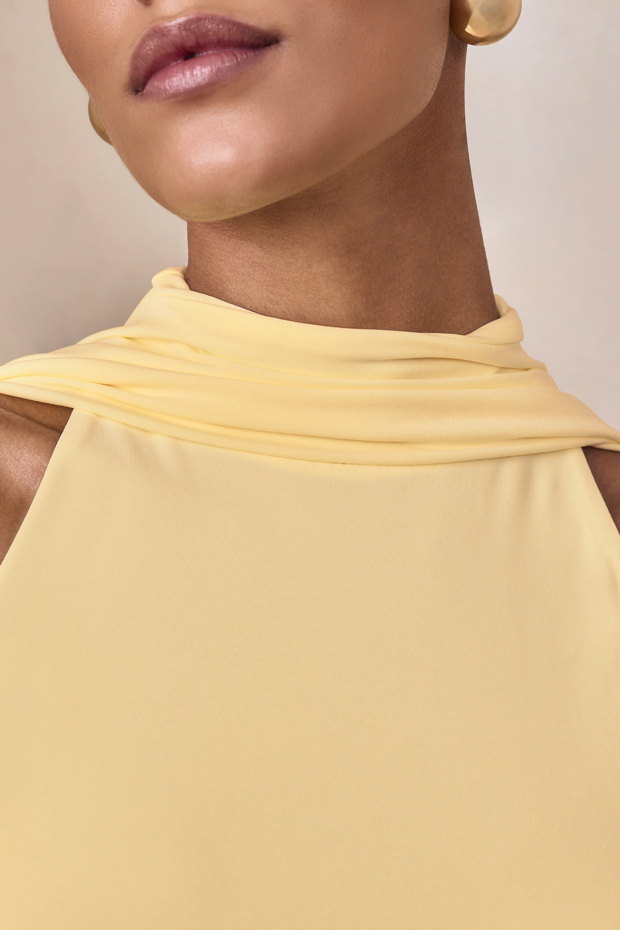 Cordy | Lemon High-Neck Maxi Dress With Cape - Image 7