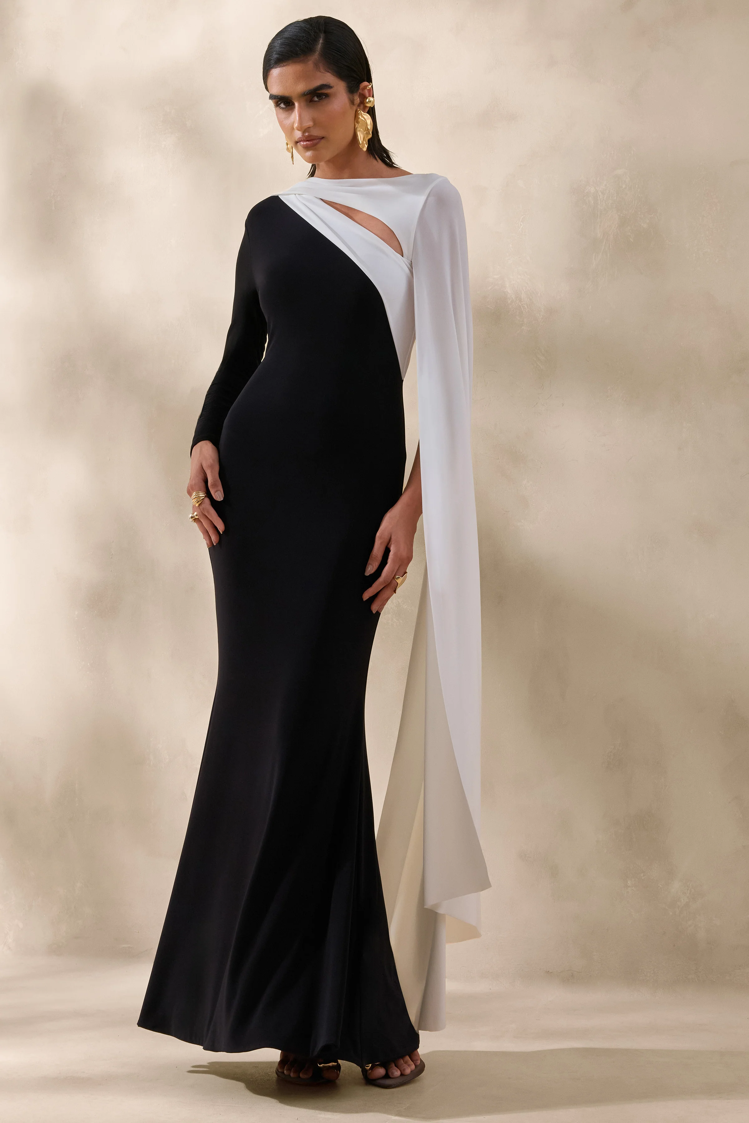 Dabria | Black And White Asymmetric-Neck Maxi Dress With Cape-Sleeve - Image 4