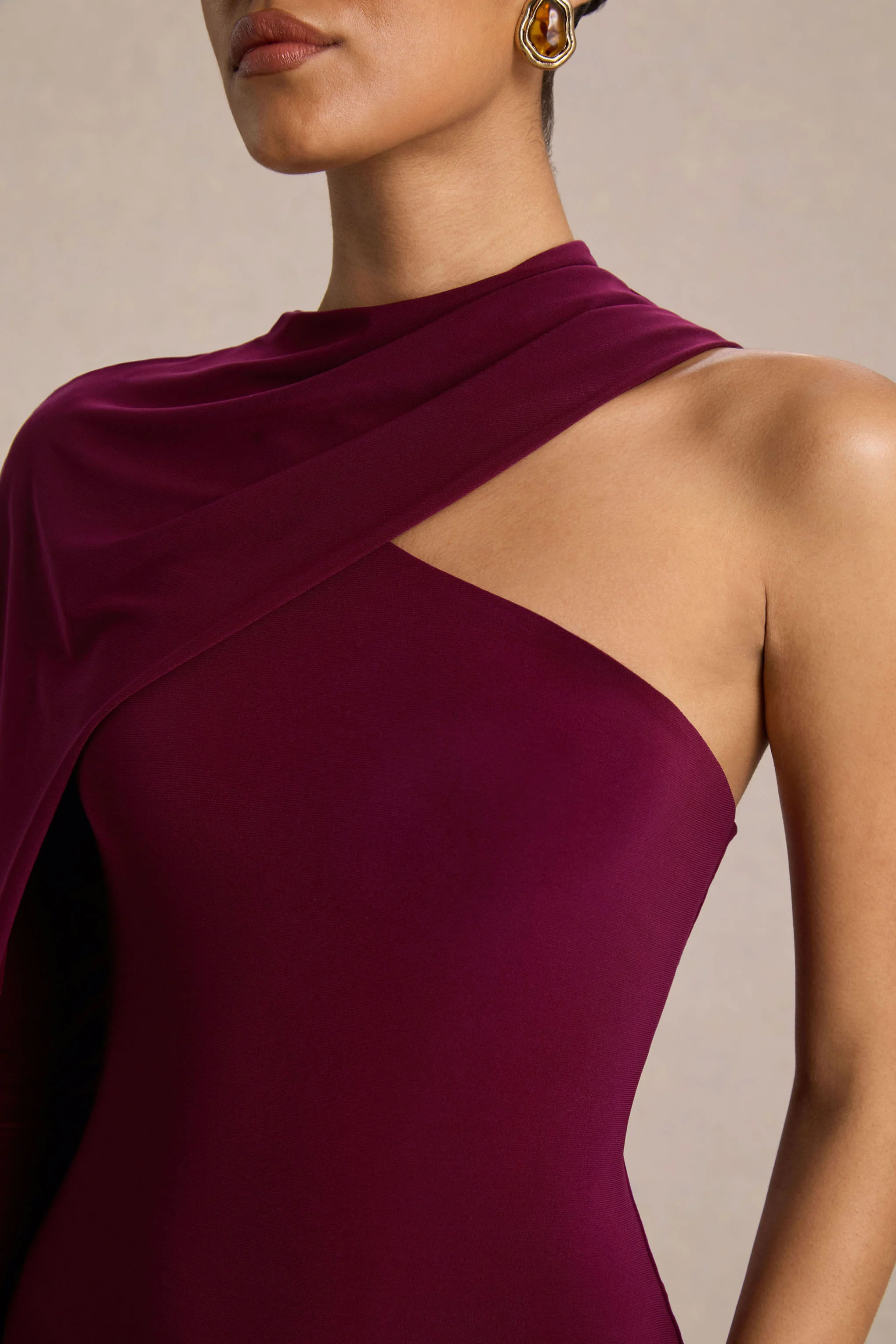 Dawn | Burgundy Asymmetric-Neck Maxi Dress With One Long-Sleeve And Cape - Image 3