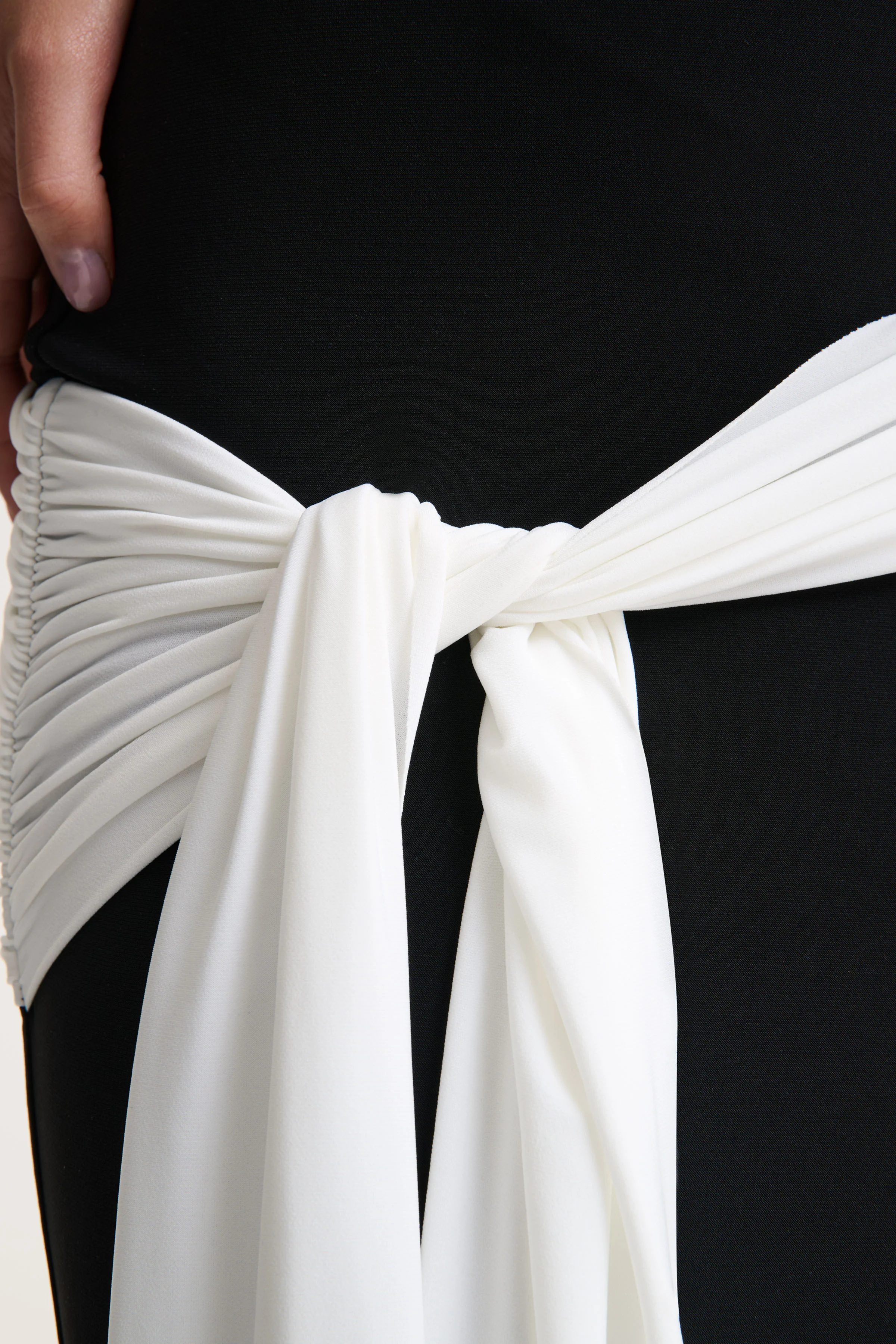 Dorinda | Black And White High-Neck Maxi Dress With Drape And Scarf-Detail - Image 6