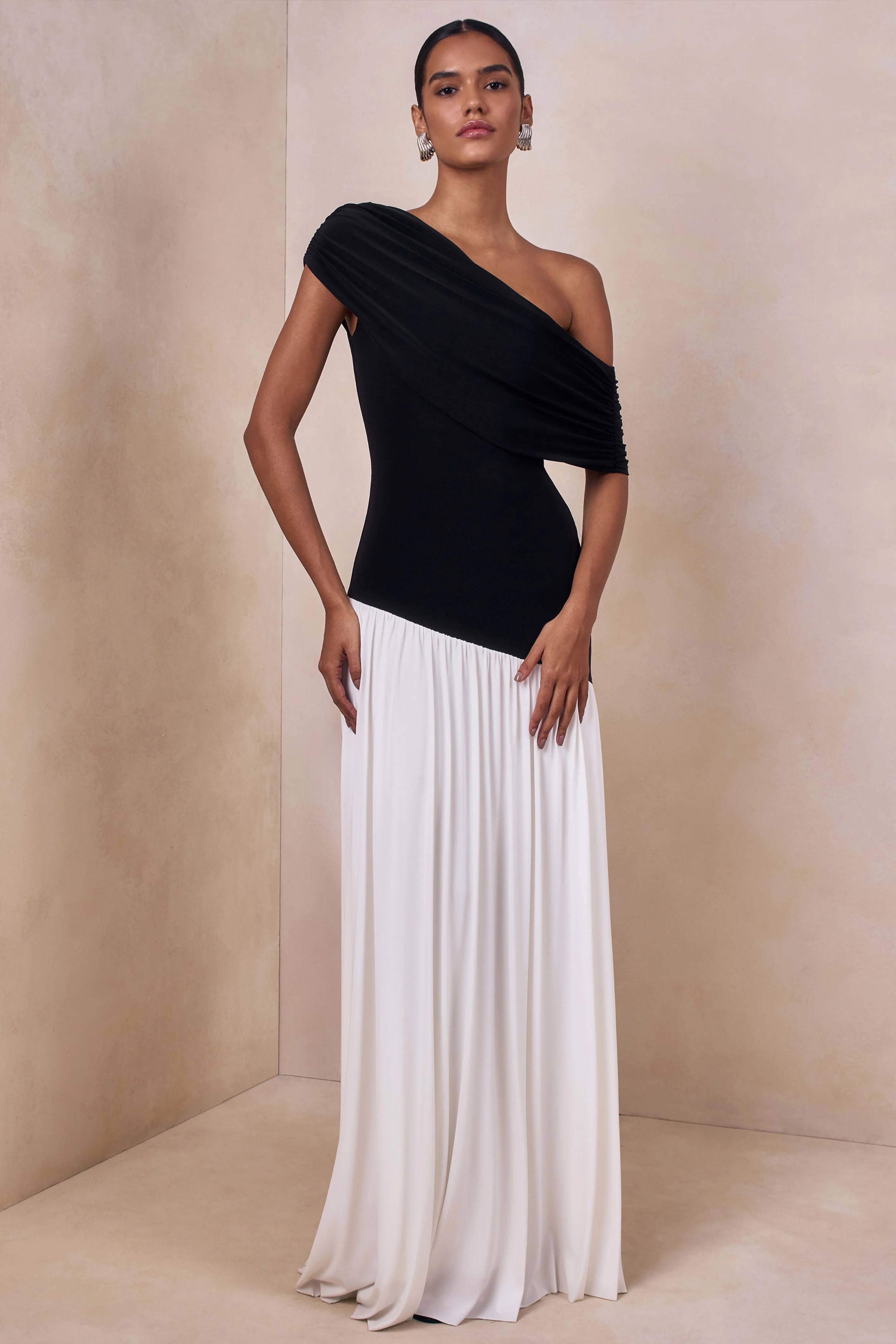 Doroyta | Black And White Asymmetric-Neck Maxi Dress - Image 4