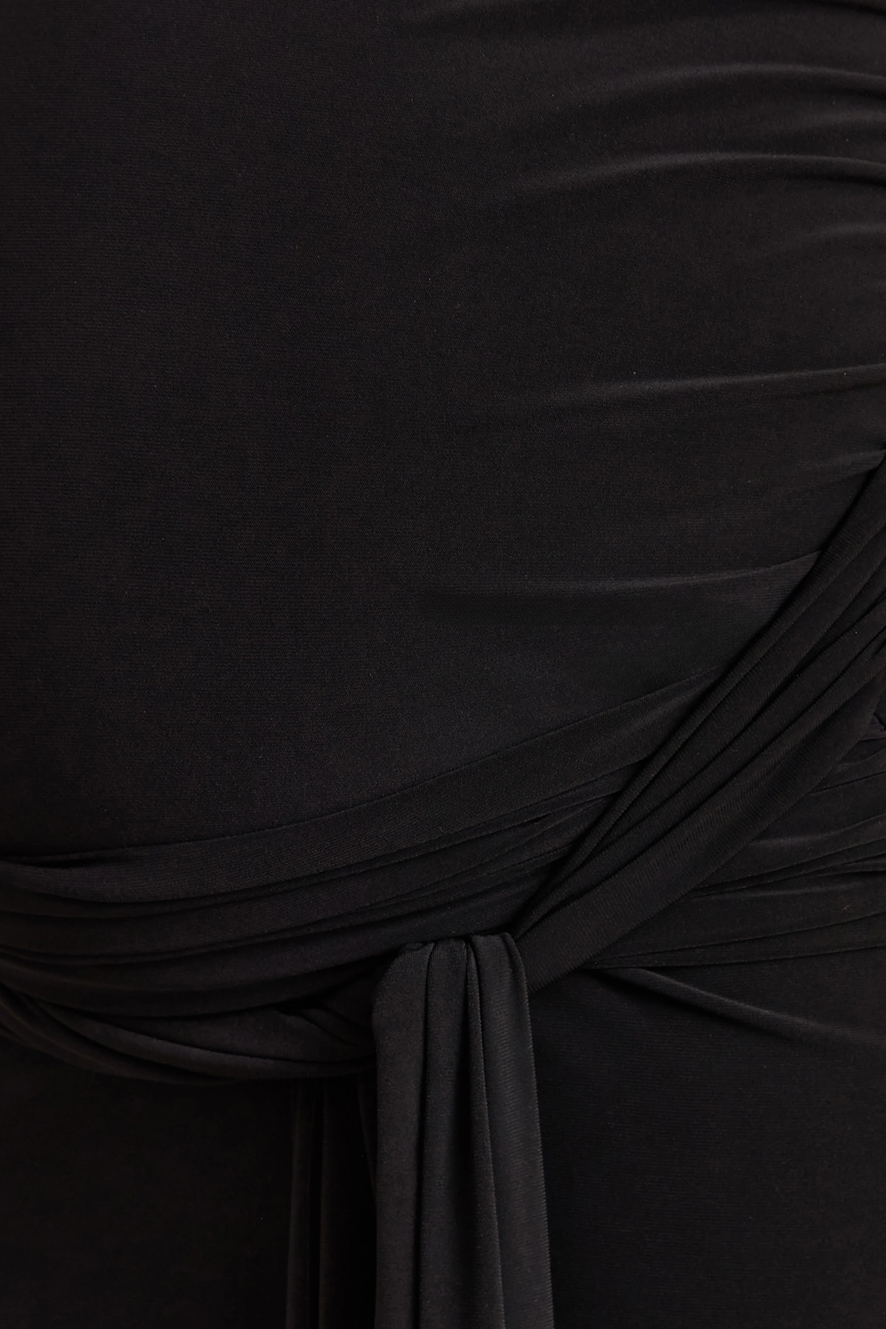 Felise | Black Scoop-Neck Maternity Maxi Dress With Gathered Detailing - Image 5