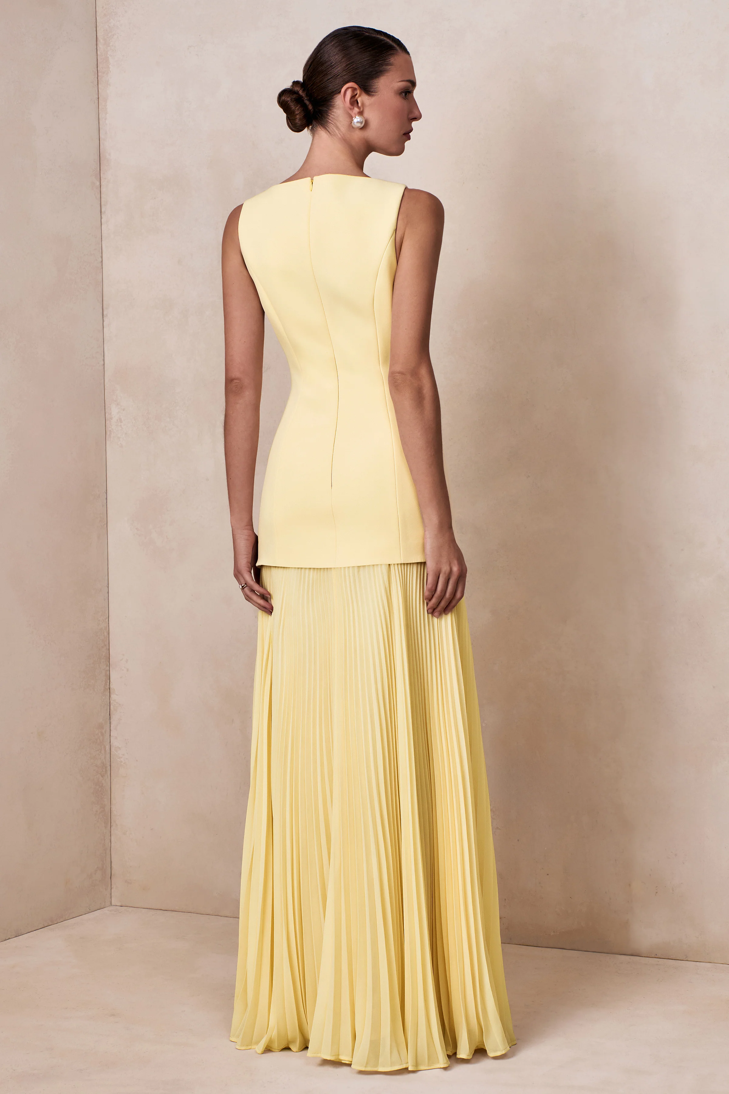 Hadley | Lemon Boat-Neck Maxi Dress With Drop-Waist - Image 2