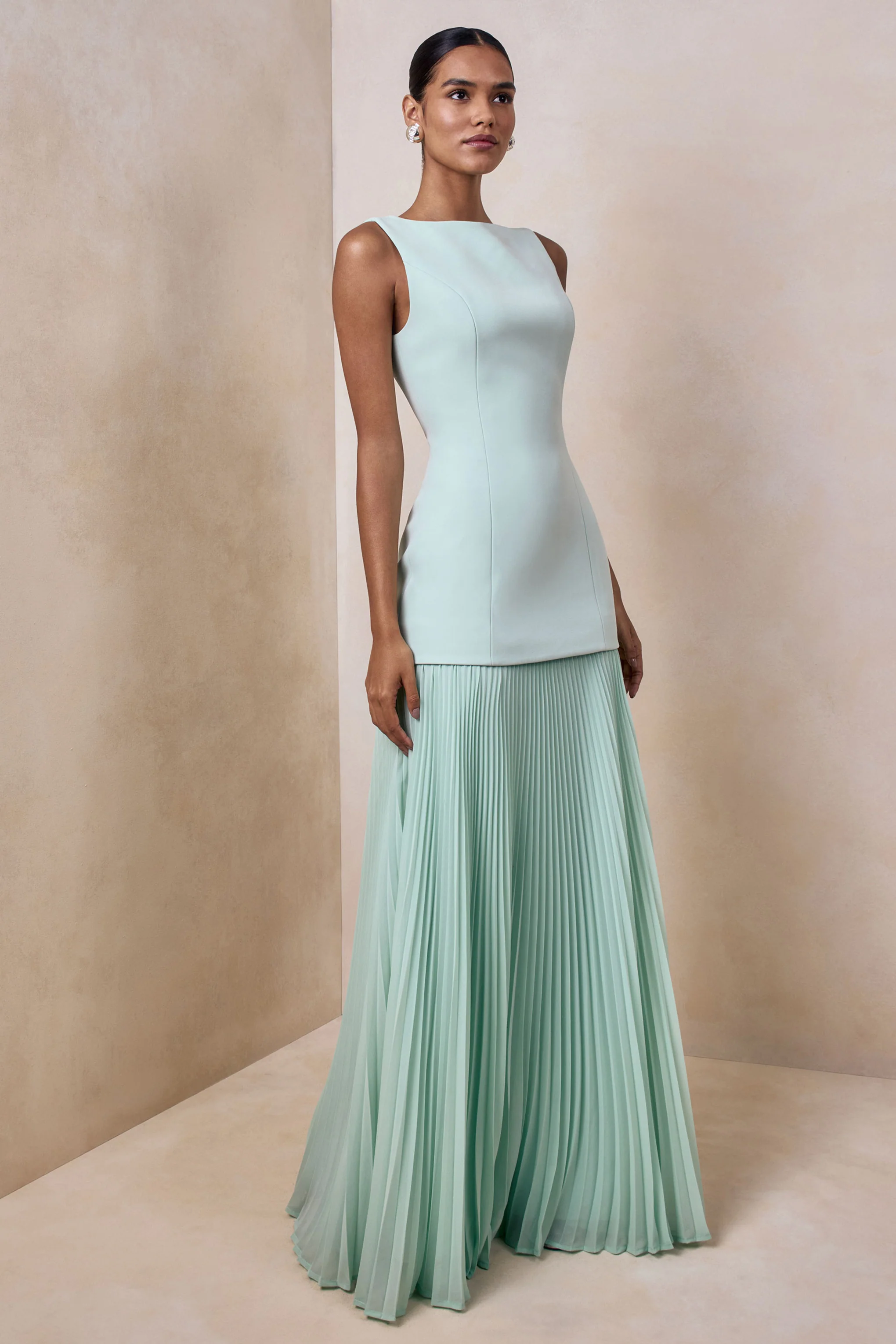 Hadley | Sage Boat-Neck Maxi Dress With Drop-Waist - Image 5
