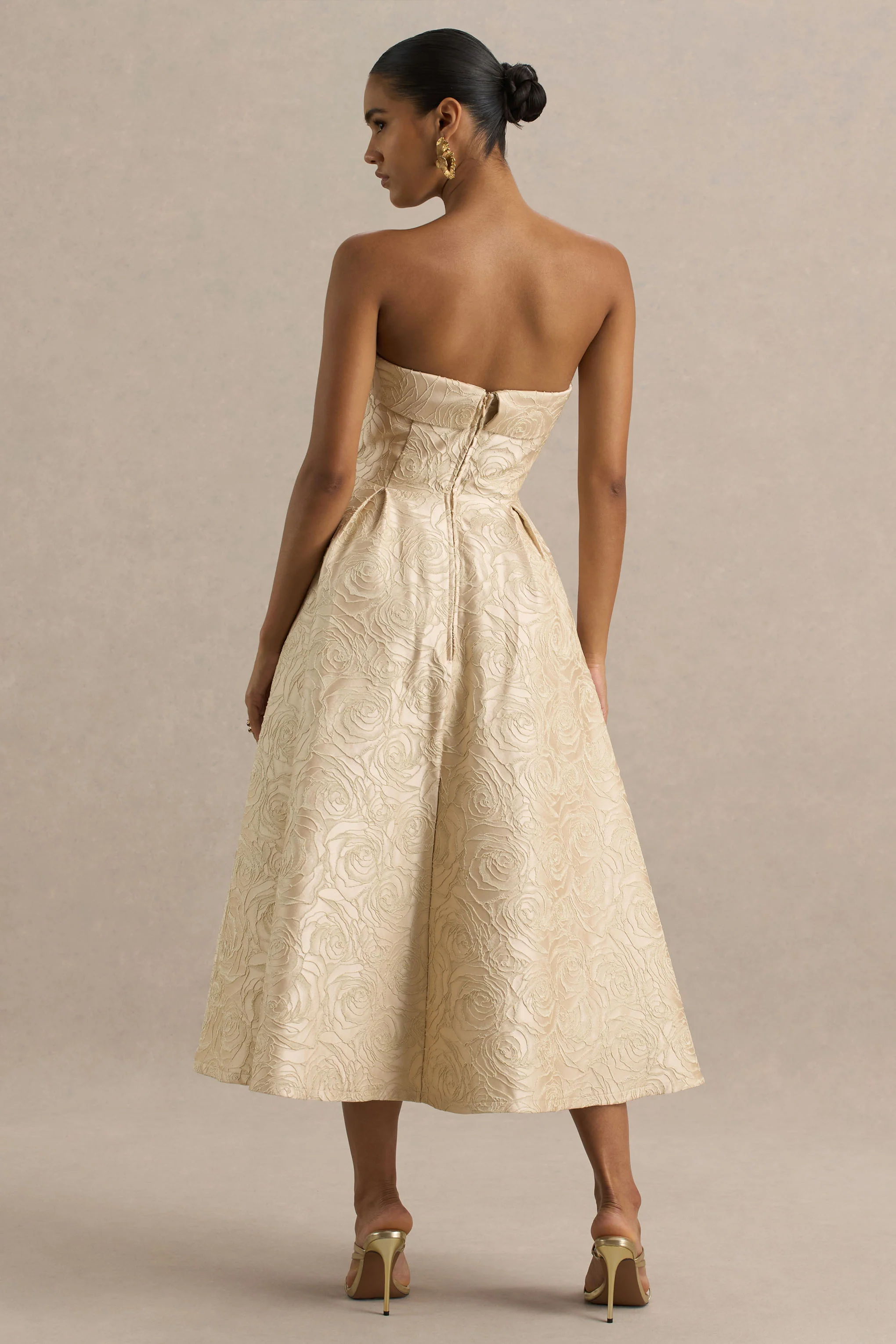 Hypnotic | Gold Jacquard Bandeau Midi Dress - Image 2