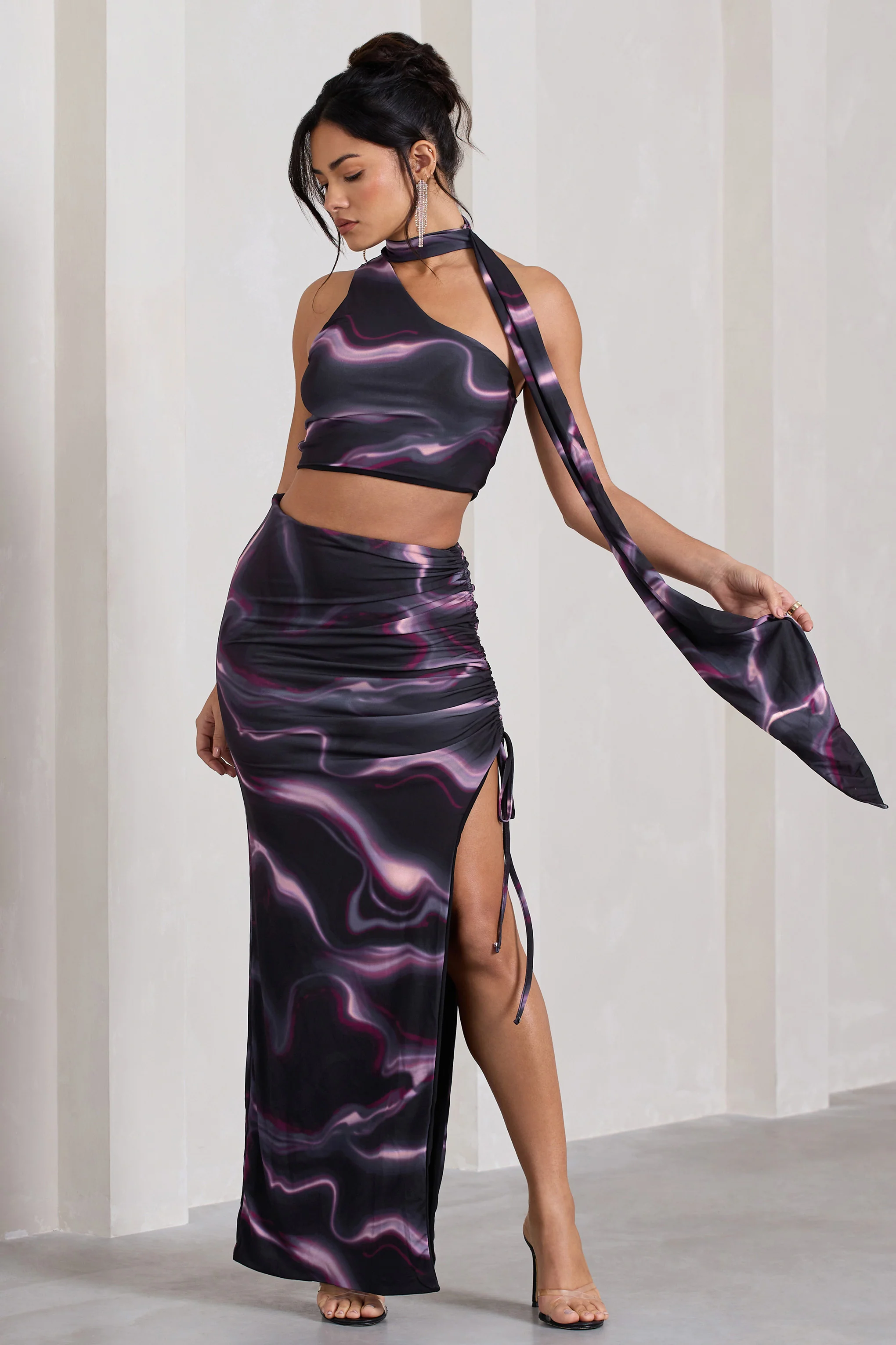 In The Air | Black Printed Ruched Asymmetric High-Waisted Maxi Skirt - Image 5