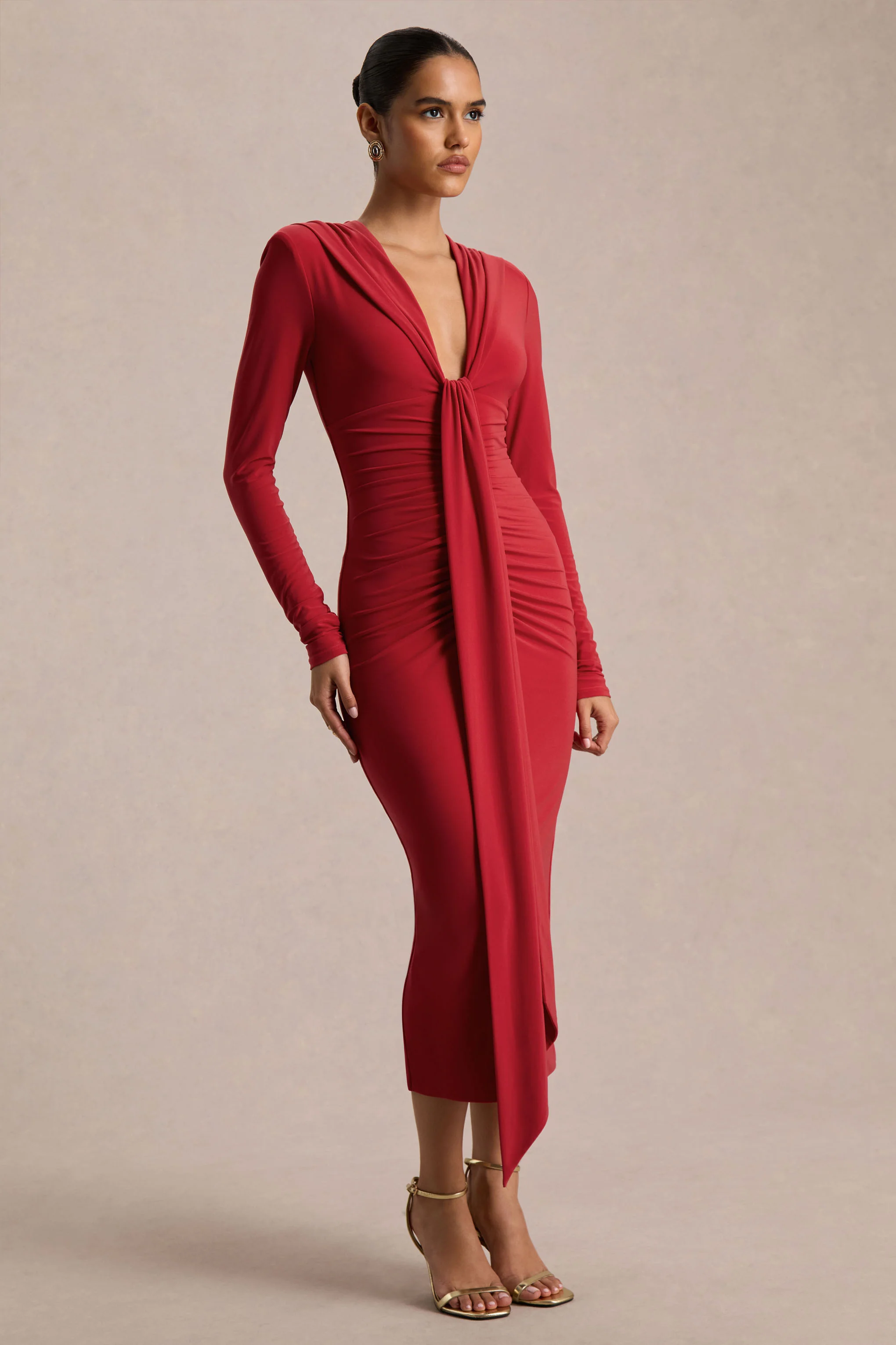 Ivara | Red Plunge-Neck Maxi Dress With Ruched Detailing And Sash - Image 4