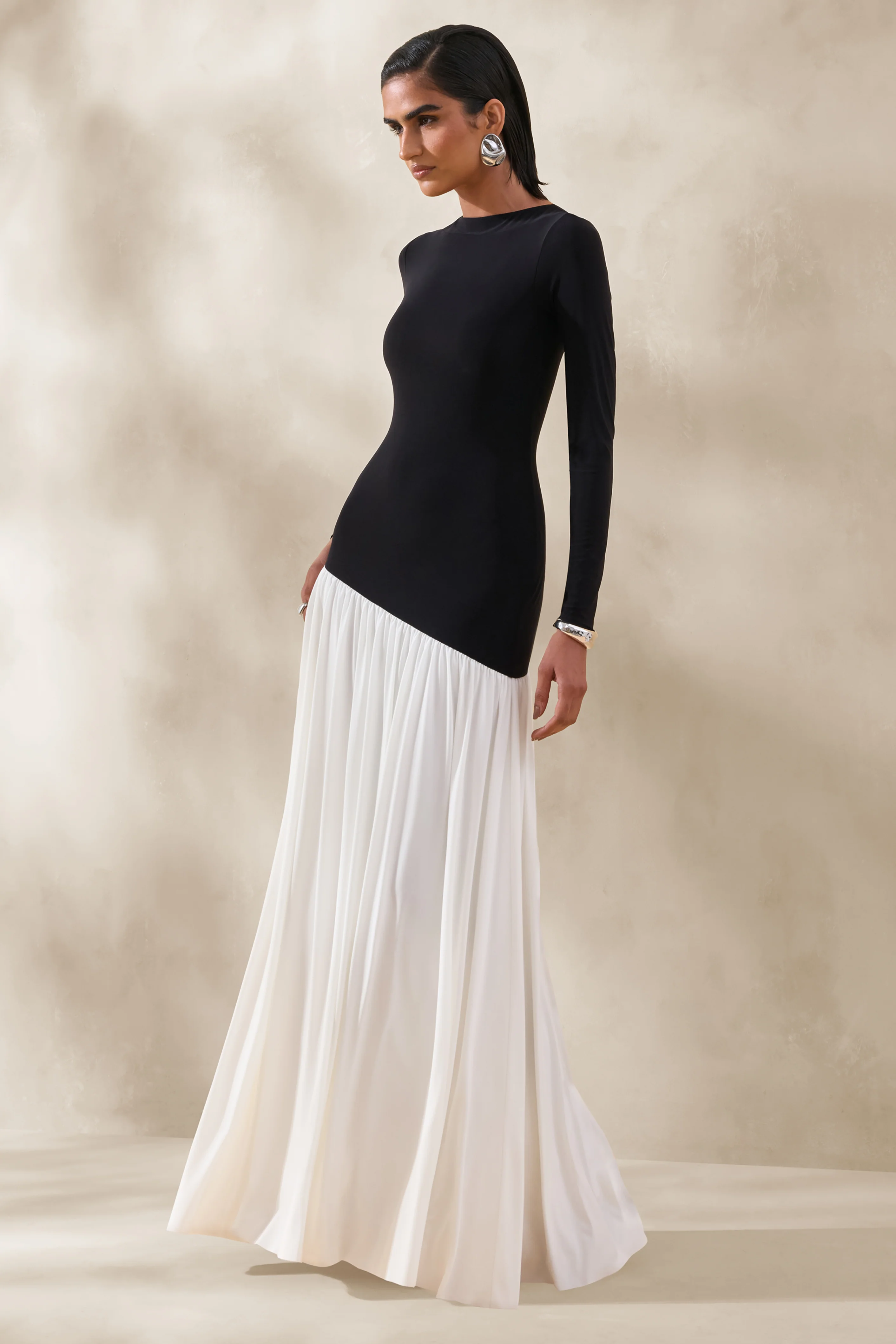 Jasira | Black & White Crew-Neck Maxi Dress With Asymmetric Drop-Waist - Image 4