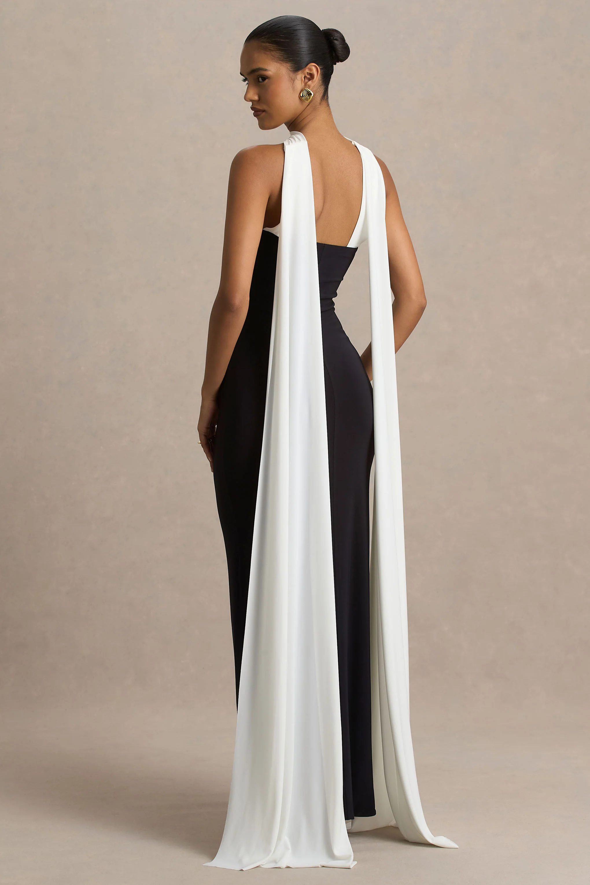 Kelilah | Black And White Bandeau Maxi Dress With Scarf Detail - Image 2
