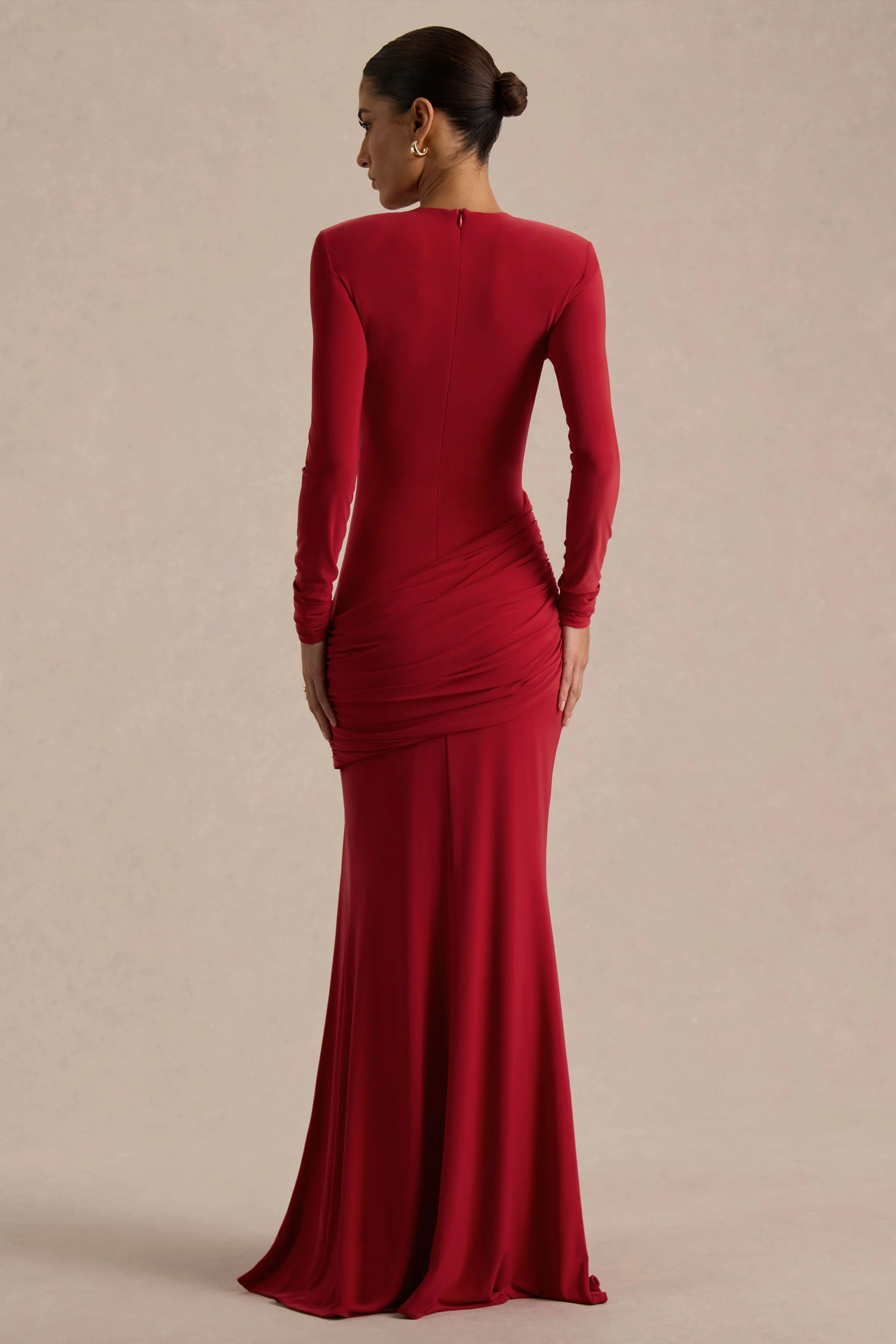 Liora | Red Crew-Neck Maxi Dress With Front-High Split - Image 2
