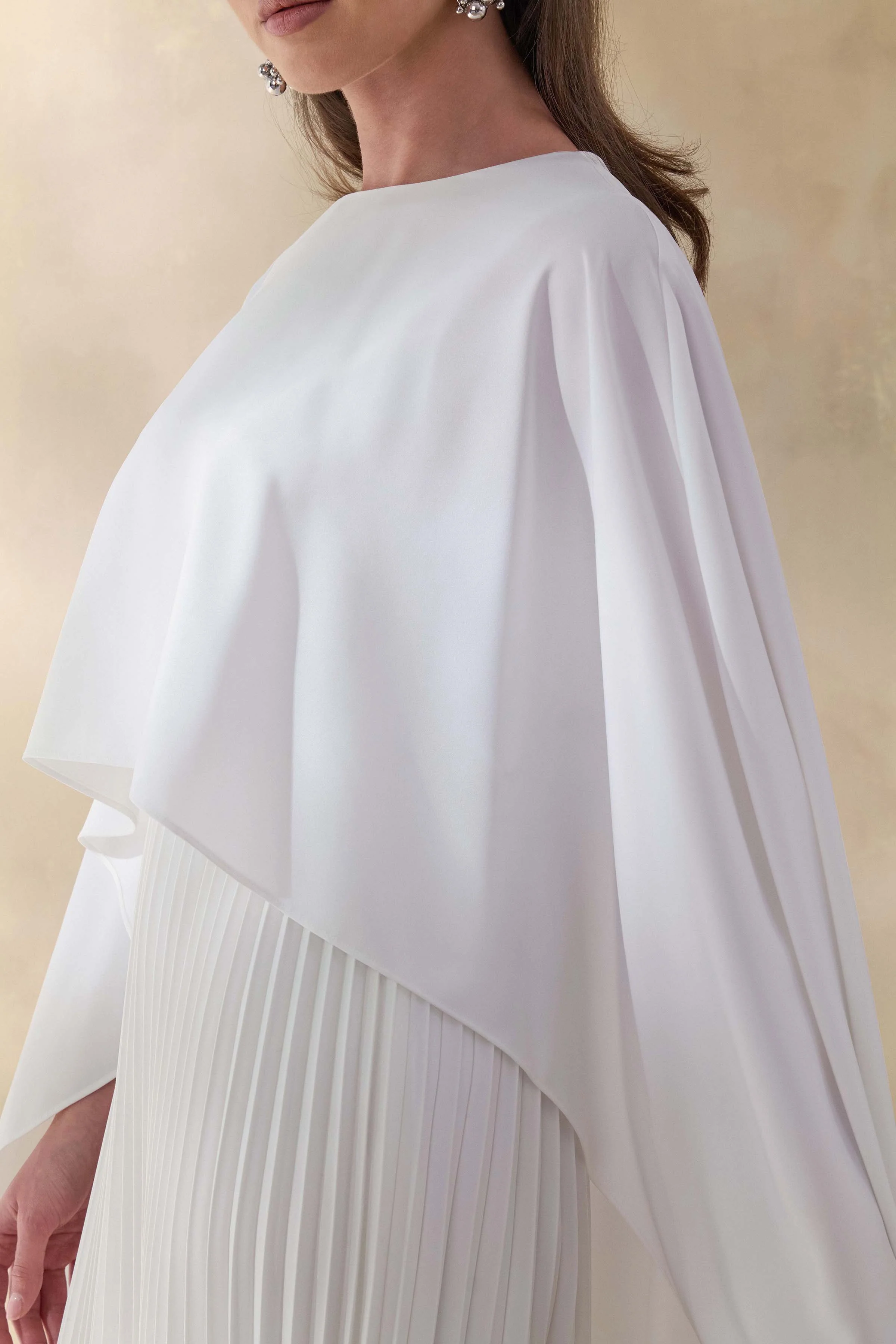Loradia | Cream Satin Round-Neck Maxi Dress With Cape-Sleeves And Pleated-Skirt - Image 3