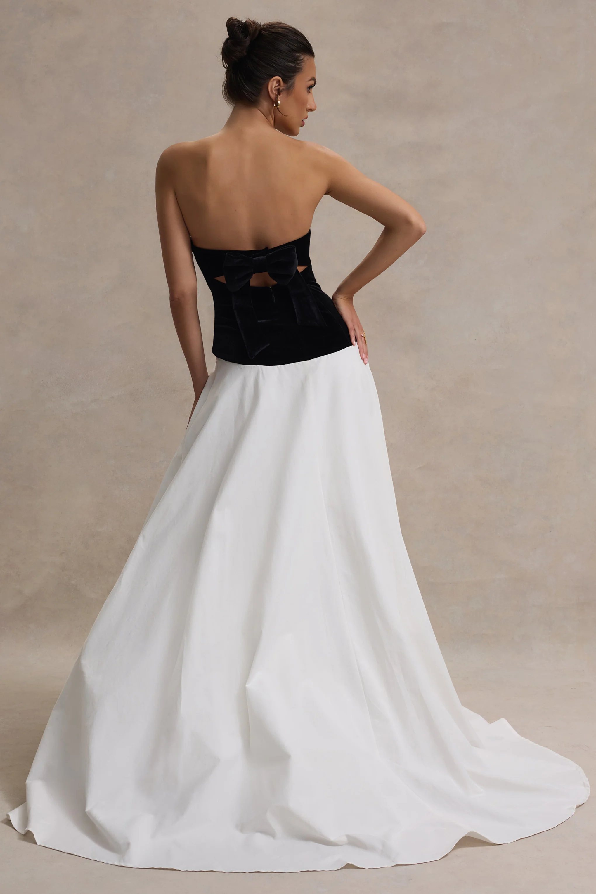 Lucienne | Black & Cream Sweetheart Corset Split Maxi Dress - Image 2