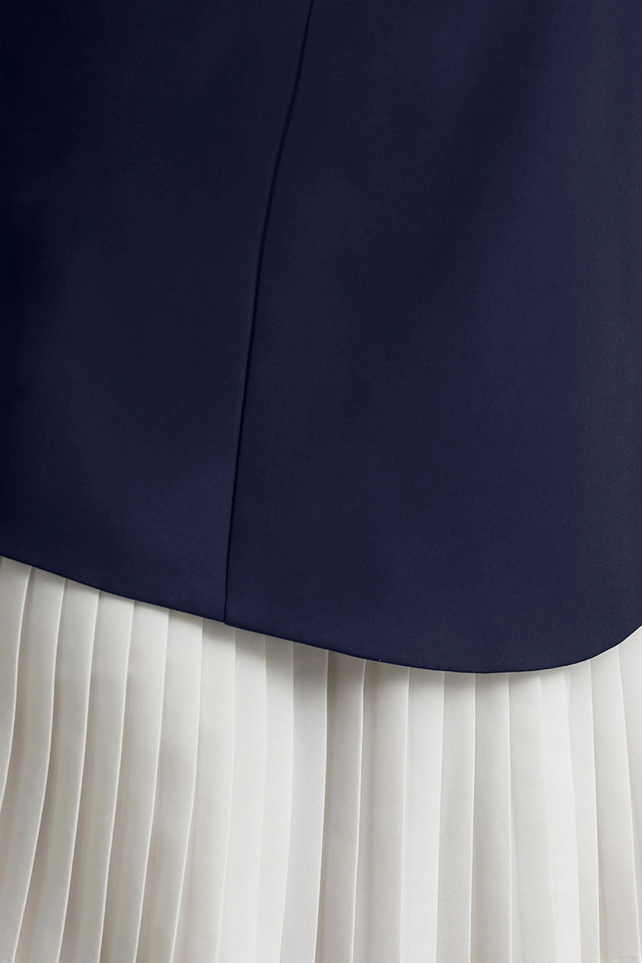 Lysette | Navy Sweetheart Long-Sleeve Stretch Mini Dress - Image 6
