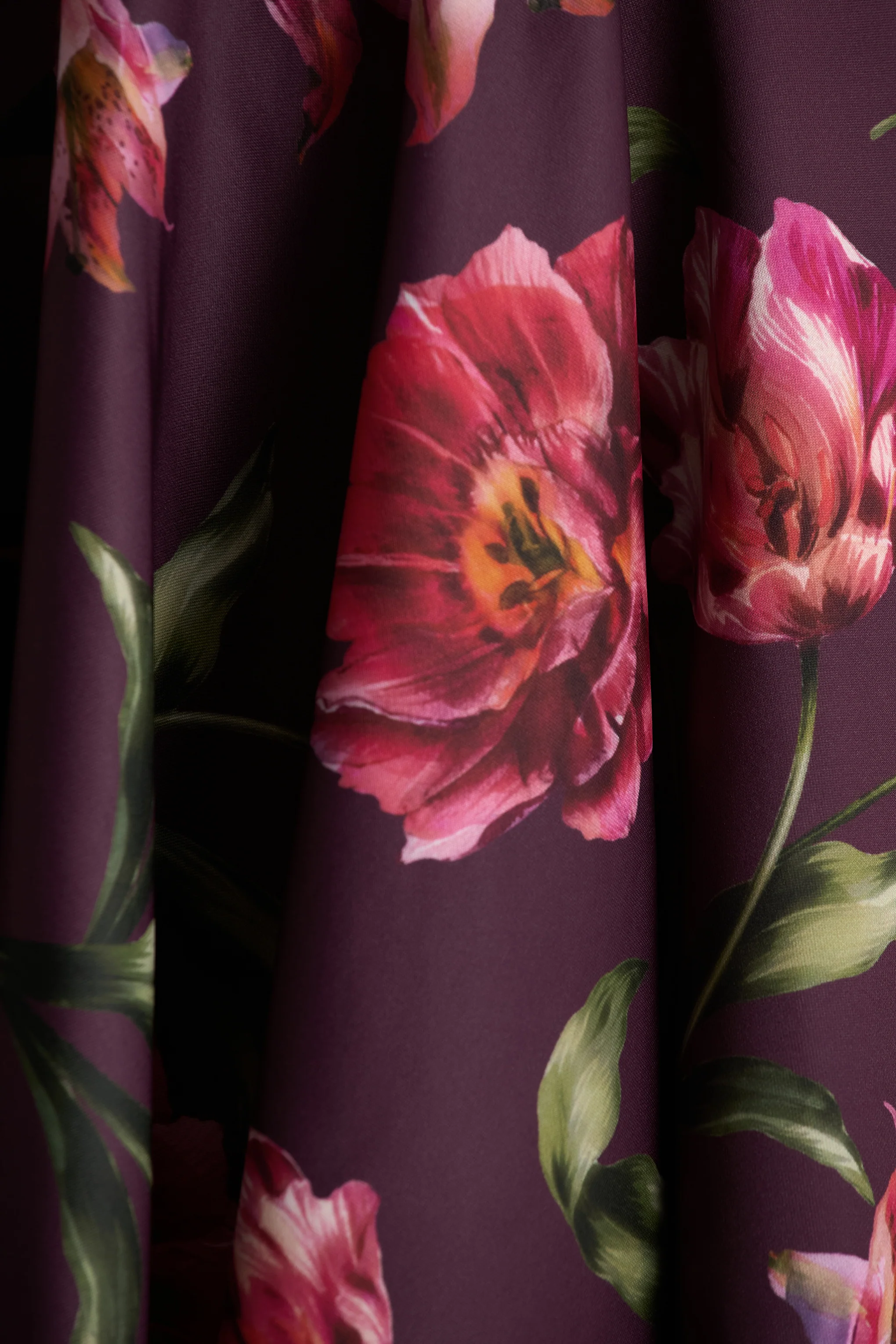 Magic | Burgundy Floral Print Sweetheart-Neck Mini Dress. - Image 6