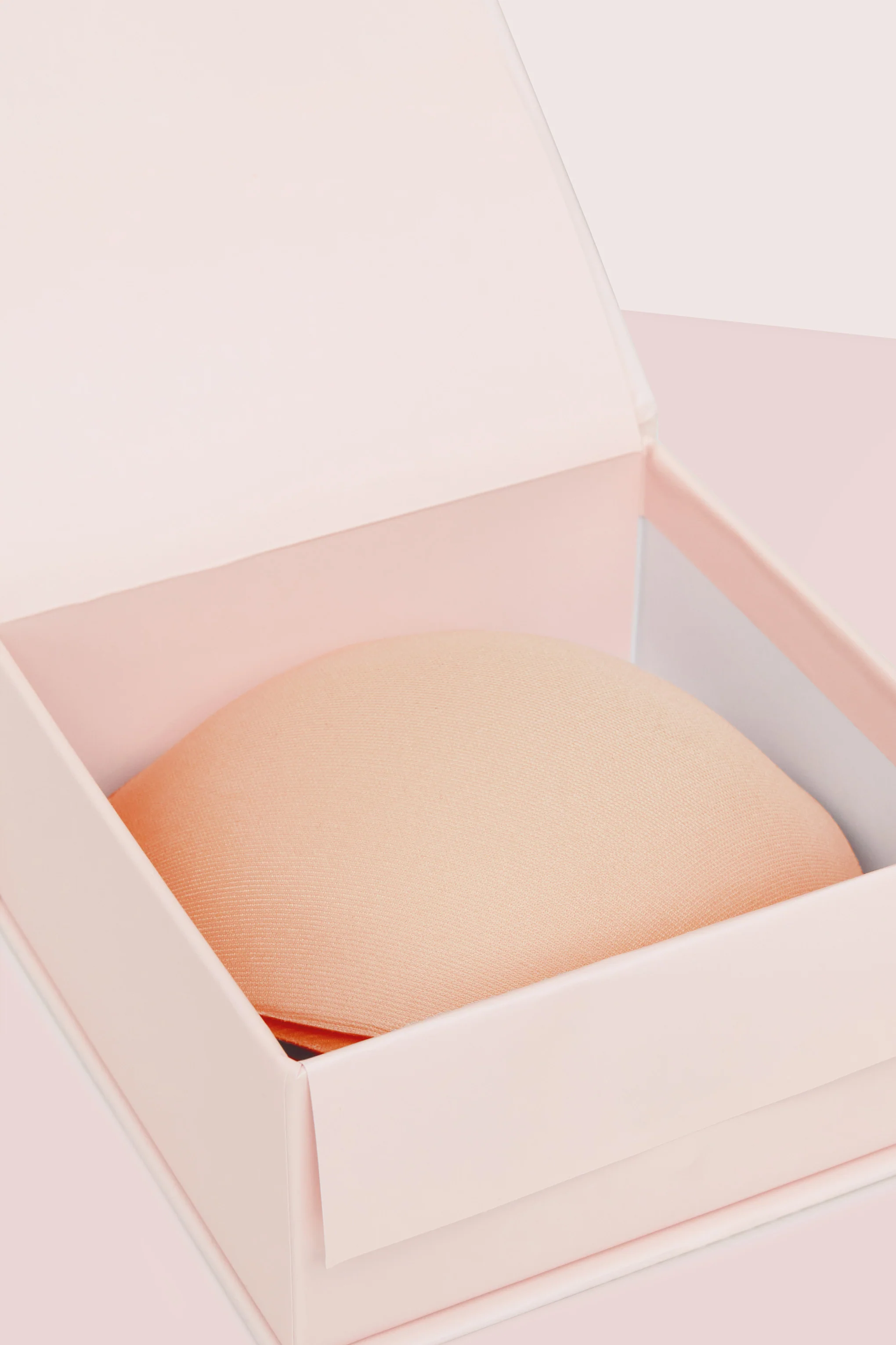 Magic Sticky Bra | Boomba Beige Padded Sticky Bra - Image 4
