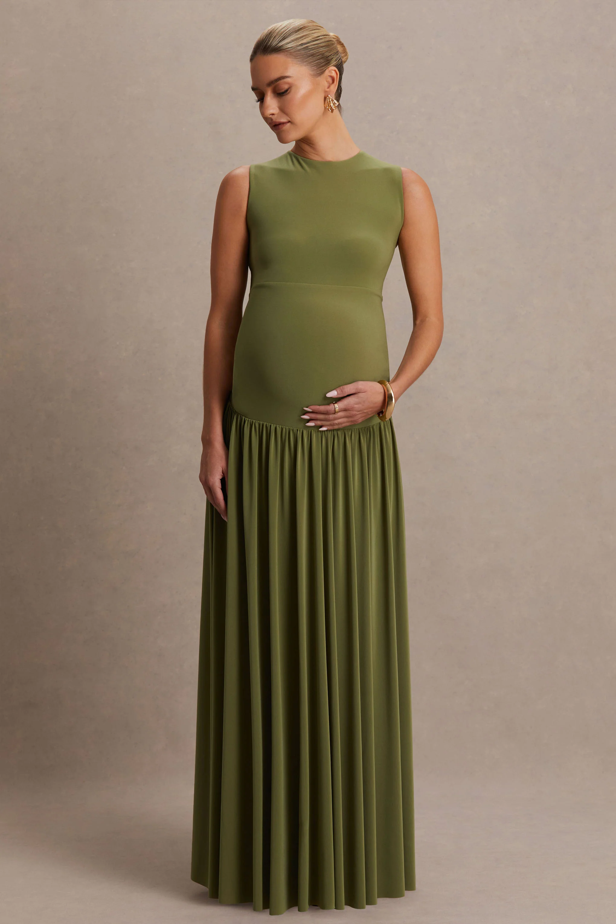 Outline | Olive Crew-Neck Maternity Maxi Dress With Pleated Skirt - Image 5