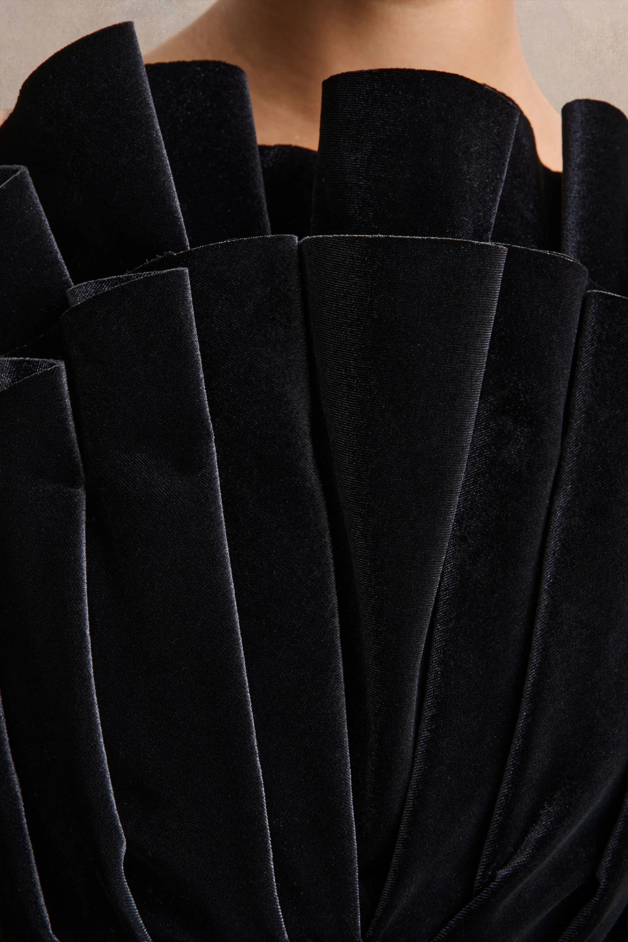 Polly | Black Velvet Ruffled Strapless Mini Dress - Image 6