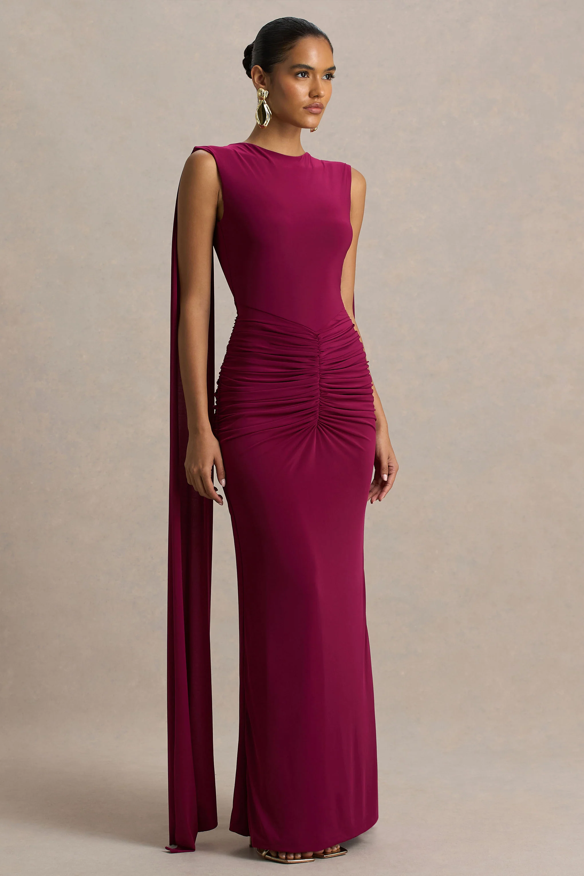 Premiere | Burgundy Boat-Neck Maxi Dress With Open-Back And Cape-Sleeves - Image 4