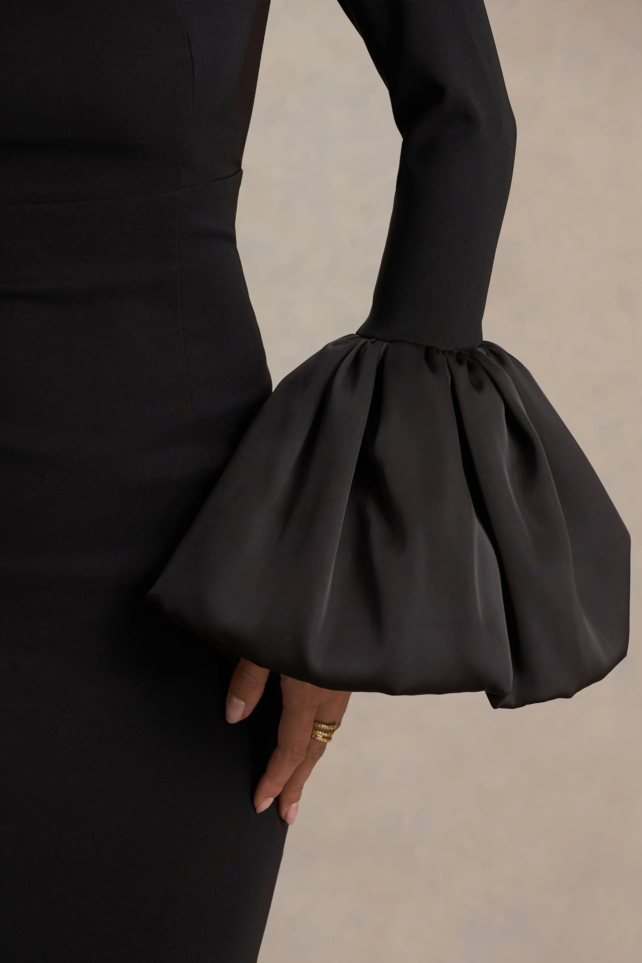 Retreat | Black Square-Neck Maxi Dress With Satin Puff-Sleeves - Image 3