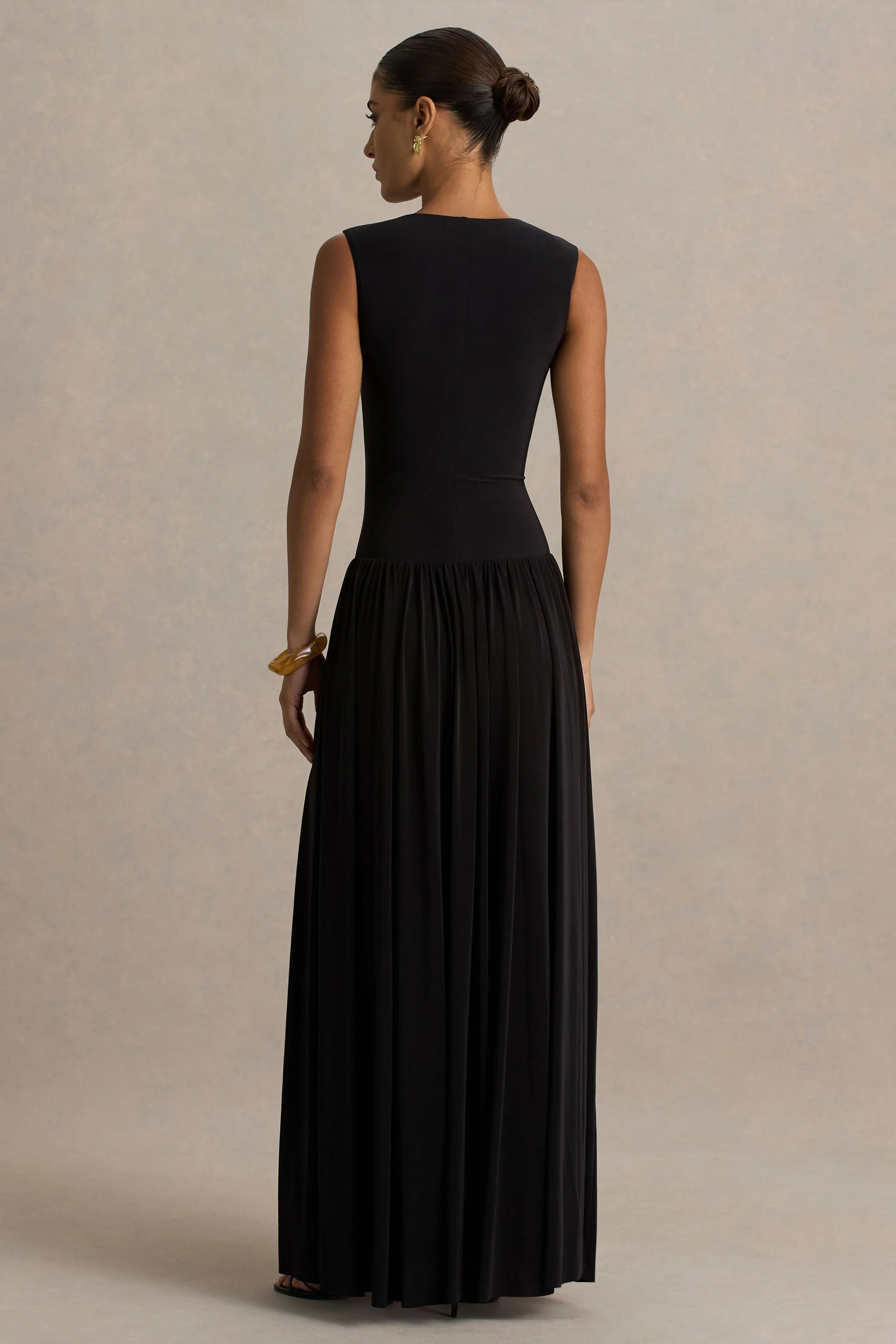 Rosalita | Black Crew-Neck Maxi Dress With Drop-Waist - Image 2