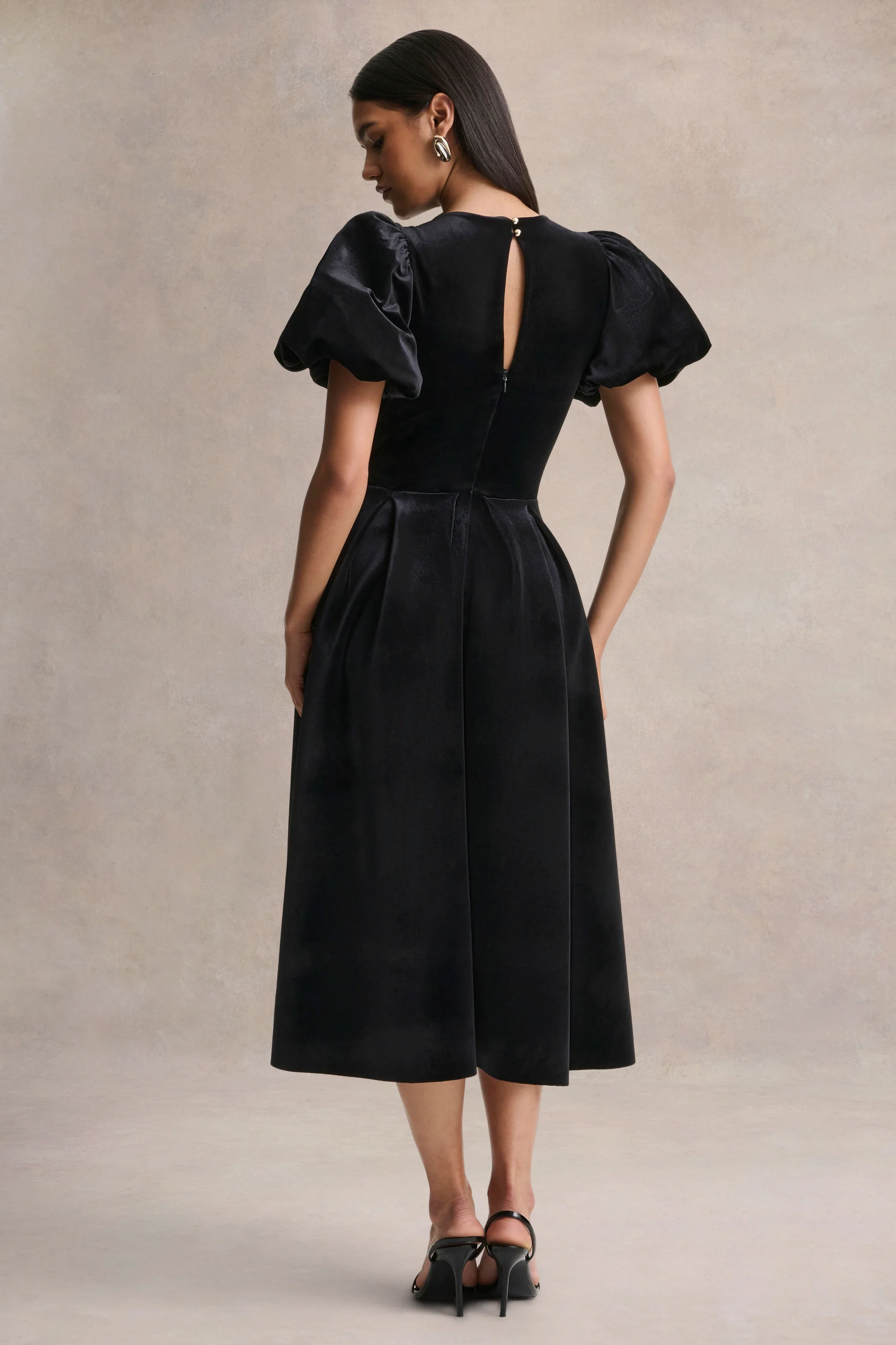 Seraphic | Black Velvet Puff-Sleeve Midi Dress - Image 2
