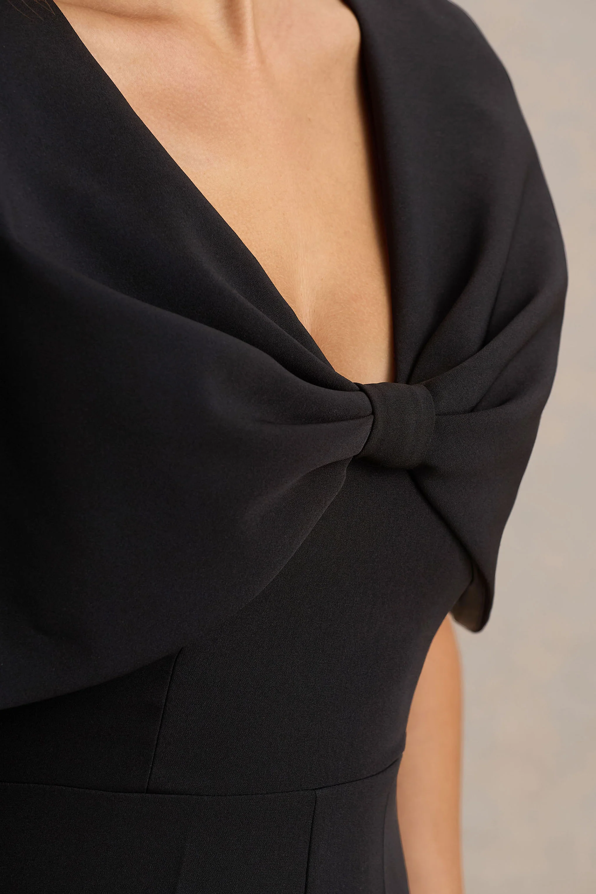 Vivid | Black Plunge-Neck Jumpsuit With Bow-Detail - Image 3