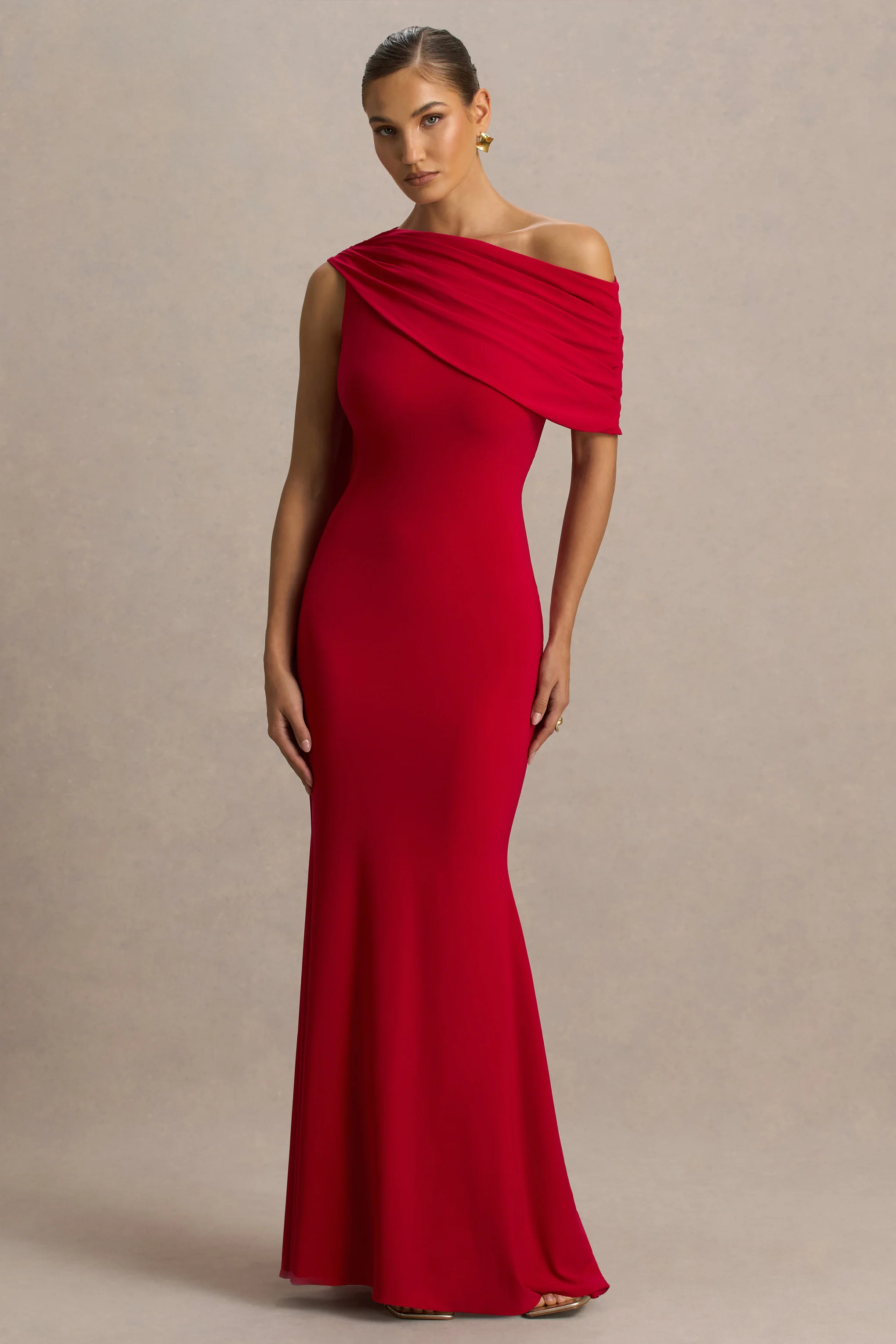 Zendaya | Red Asymmetric-Neck Fishtail Maxi Dress With Sash - Image 3