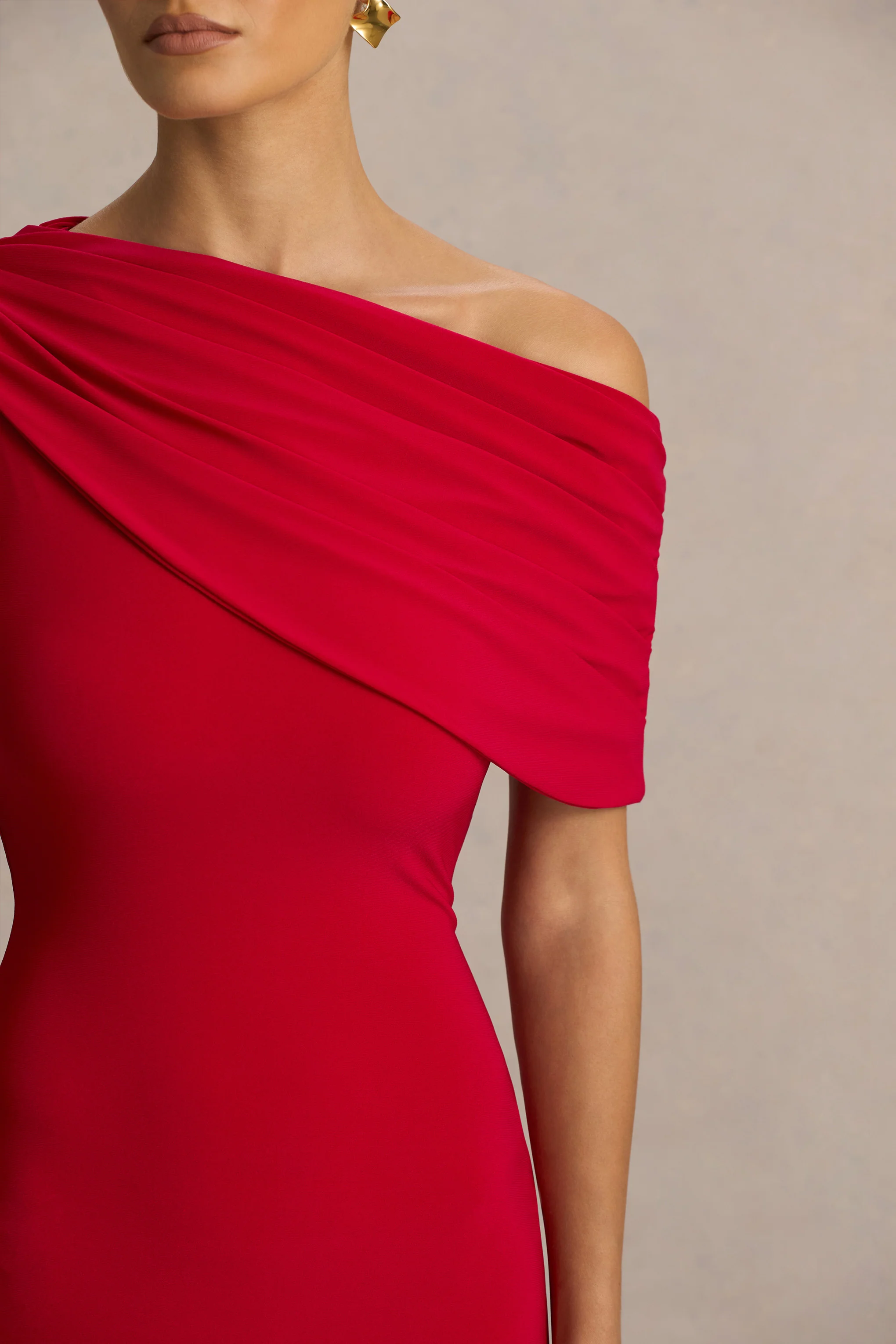 Zendaya | Red Asymmetric-Neck Fishtail Maxi Dress With Sash - Image 6